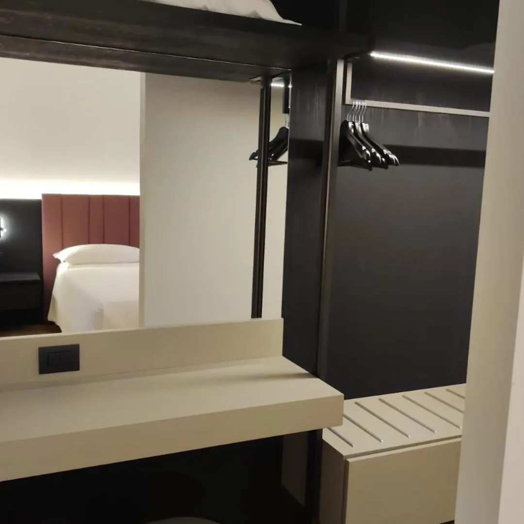 Domo Apuliae Aparthotel Bari