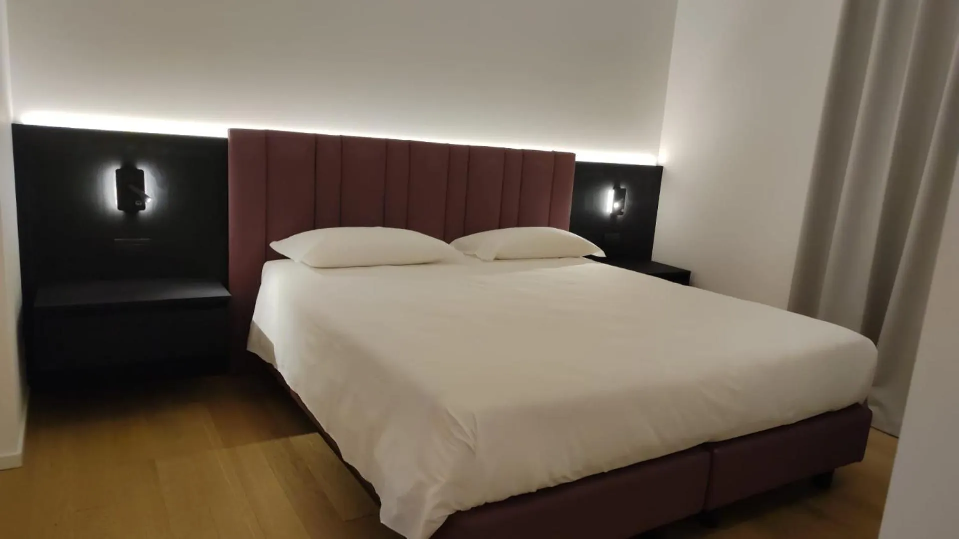 **** Hotel Domo Apuliae Aparthotel Bari Italië
